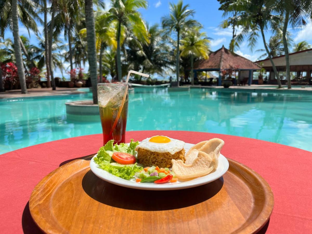 Marina Anyer Villa & Resort Bagian luar foto