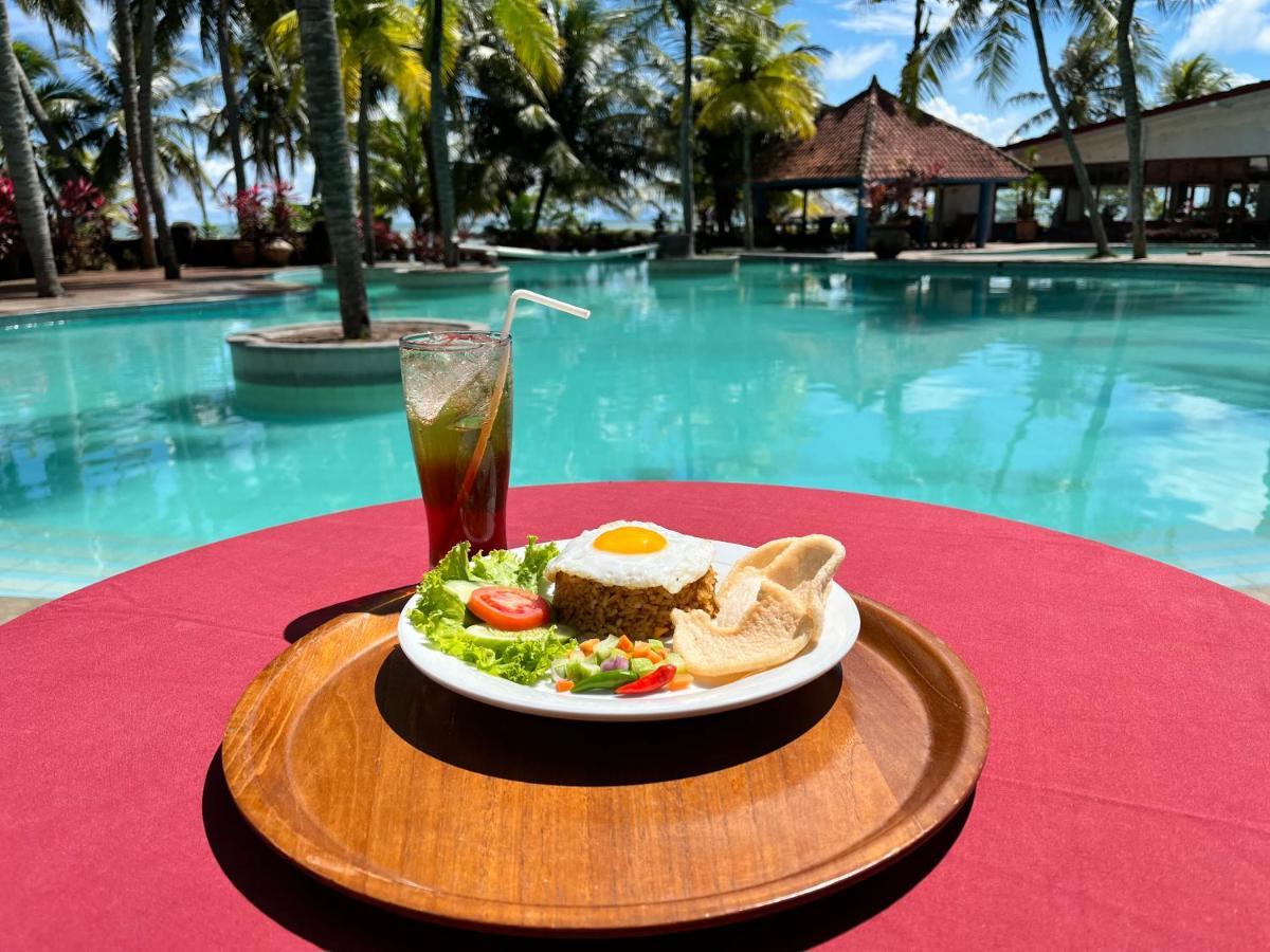Marina Anyer Villa & Resort Bagian luar foto